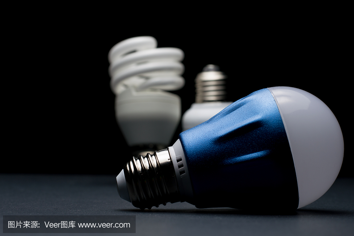 LED和熒光燈燈泡